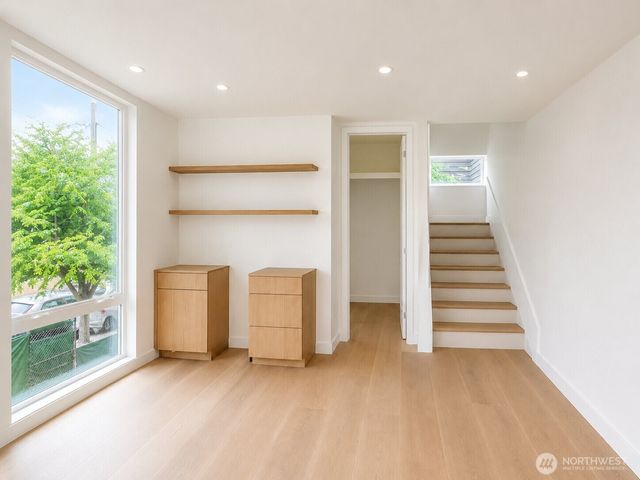 5301 49th Avenue SW, Seattle, WA 98136