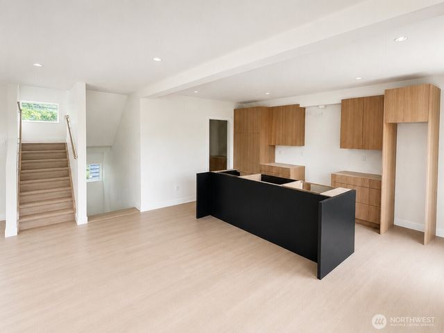 5301 49th Avenue SW, Seattle, WA 98136