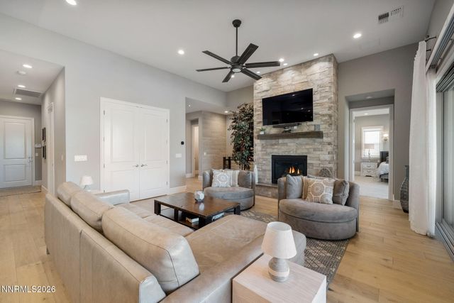 9180 Graycliff Lane, Reno, NV 89523