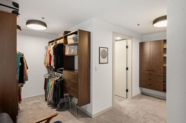 1240 2nd Street S 1419, Minneapolis, MN 55415