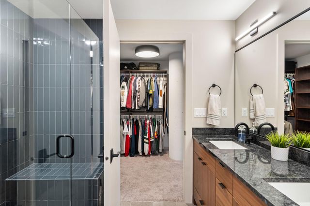 1240 2nd Street S 1419, Minneapolis, MN 55415