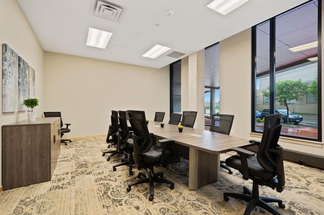 1240 2nd Street S 1419, Minneapolis, MN 55415