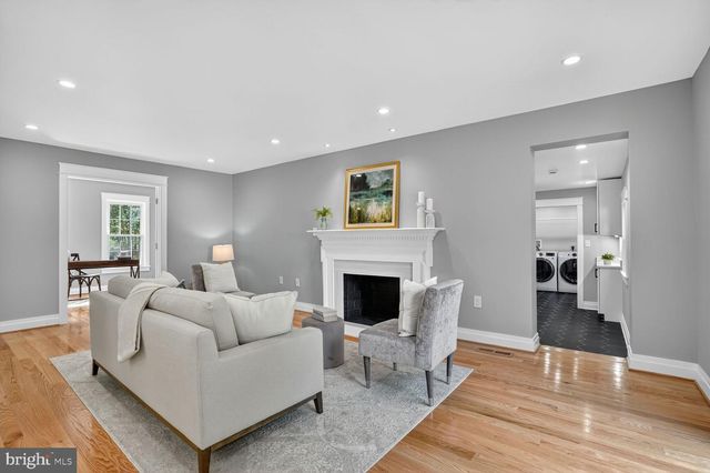 4122 FERRY LANDING RD, Alexandria, VA 22309