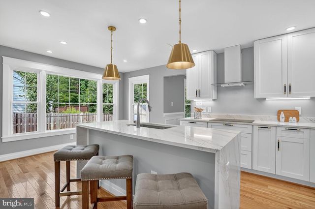 4122 FERRY LANDING RD, Alexandria, VA 22309