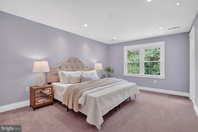 4122 FERRY LANDING RD, Alexandria, VA 22309