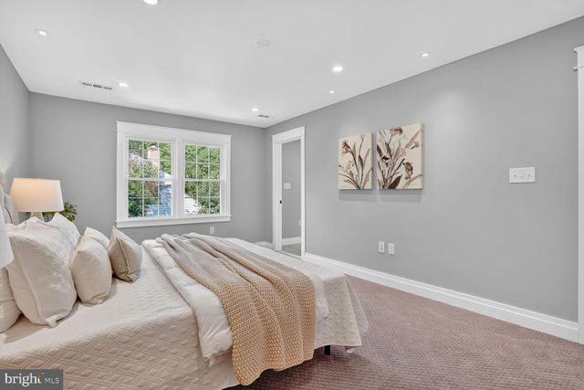 4122 FERRY LANDING RD, Alexandria, VA 22309