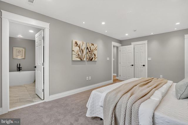 4122 FERRY LANDING RD, Alexandria, VA 22309