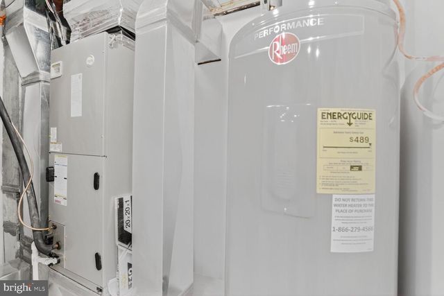 4122 FERRY LANDING RD, Alexandria, VA 22309