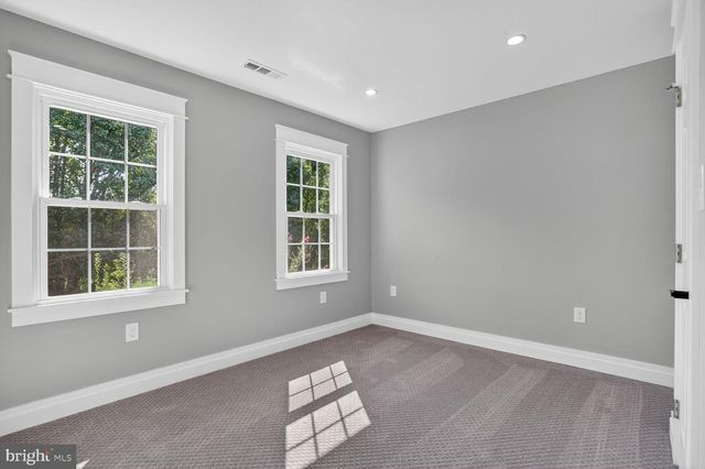 4122 FERRY LANDING RD, Alexandria, VA 22309