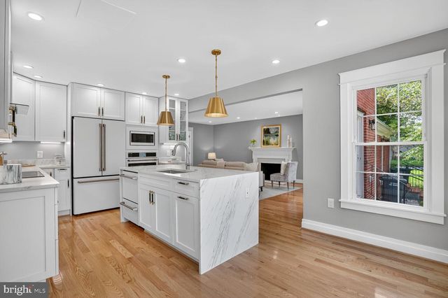 4122 FERRY LANDING RD, Alexandria, VA 22309