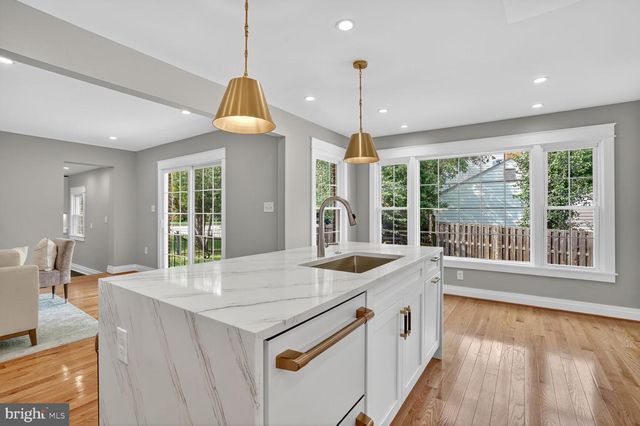 4122 FERRY LANDING RD, Alexandria, VA 22309