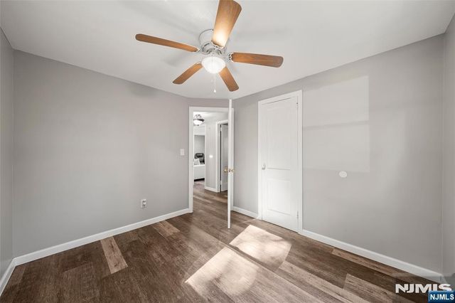 98 Jackson Avenue, Pequannock Township, NJ 07444