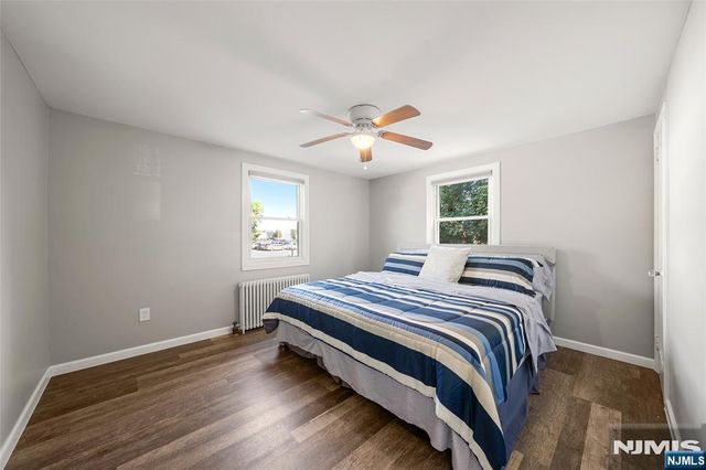 98 Jackson Avenue, Pequannock Township, NJ 07444