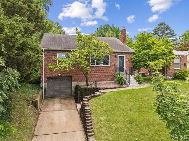 4114 McDonald Avenue, St Louis, MO 63116