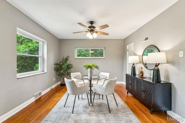 4114 McDonald Avenue, St Louis, MO 63116