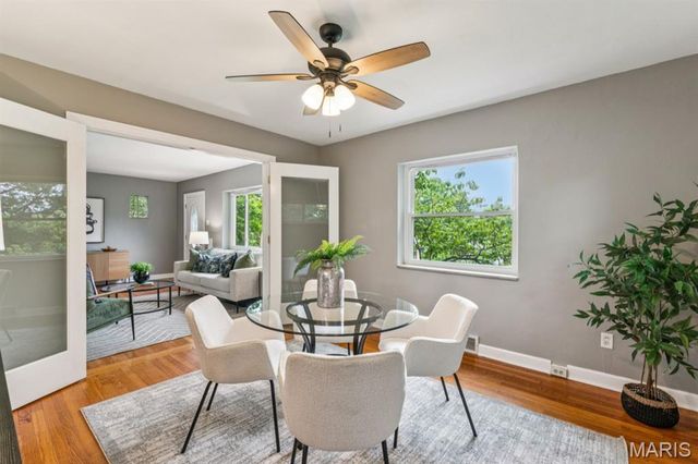 4114 McDonald Avenue, St Louis, MO 63116
