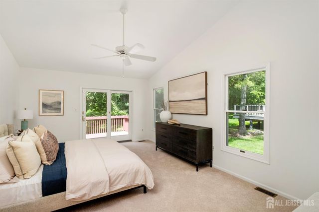 22 Boxwood Drive, South Brunswick, NJ 08540