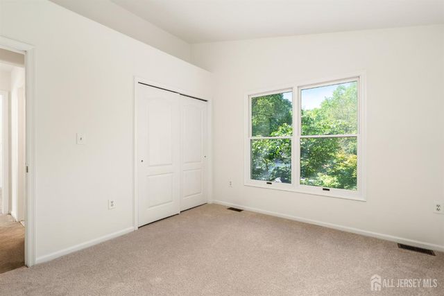 22 Boxwood Drive, South Brunswick, NJ 08540