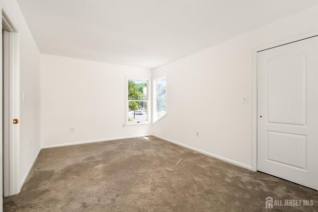 22 Boxwood Drive, South Brunswick, NJ 08540