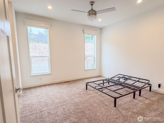 1637 Timber Street #23, Enumclaw, WA 98022