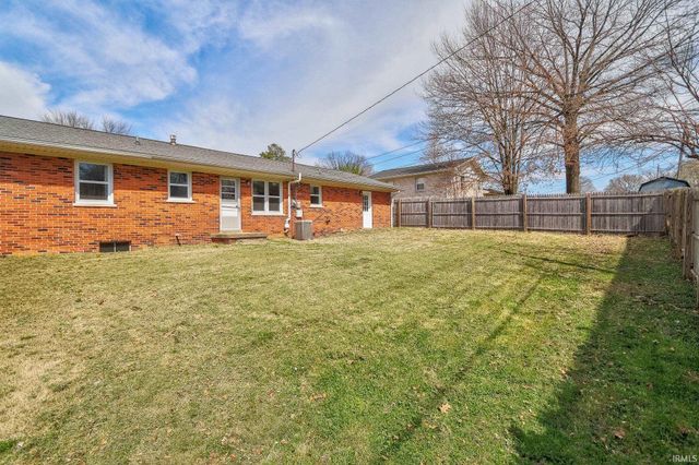330 Vista Drive, Mount Vernon, IN 47620