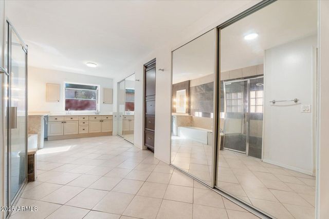 2741 E BRILL Street, Phoenix, AZ 85008