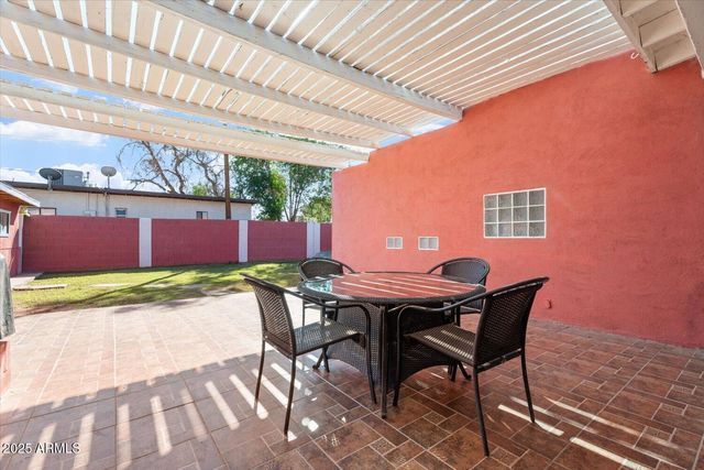 2741 E BRILL Street, Phoenix, AZ 85008