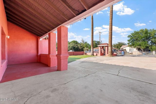 2741 E BRILL Street, Phoenix, AZ 85008