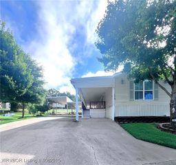 1518 Cherokee Trail, Van Buren, AR 72956