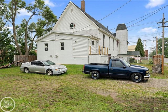 3404 24th St. Street, Port Huron, MI 48060