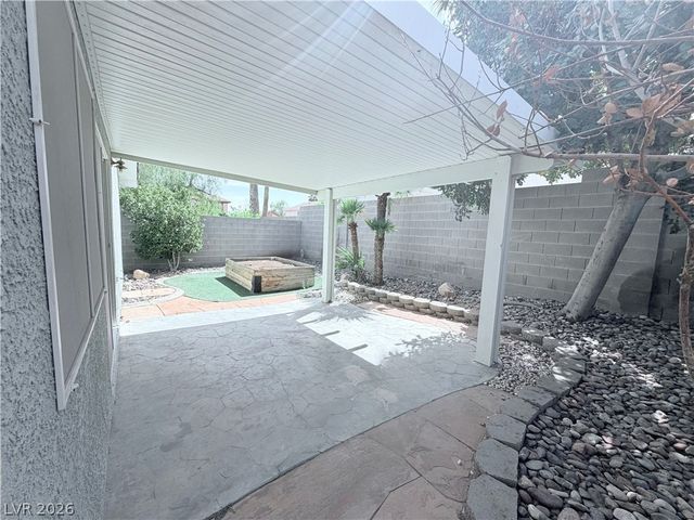 9653 Marble Peak Court, Las Vegas, NV 89129