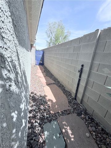 9653 Marble Peak Court, Las Vegas, NV 89129