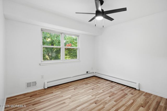 11 Indiana Court 993, Matawan, NJ 07747