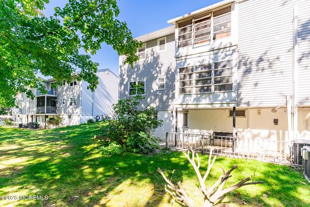 11 Indiana Court 993, Matawan, NJ 07747