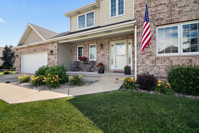 2225 Prairie Chase Drive, Bourbonnais, IL 60914