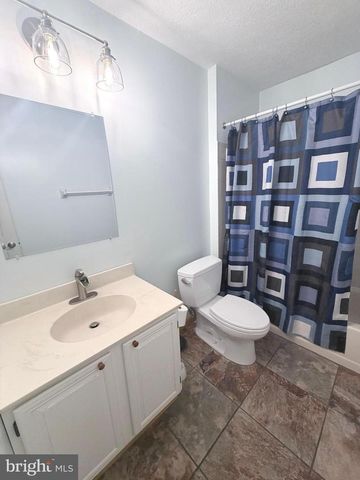 6001 RIVER FOREST DR, Manassas, VA 20112