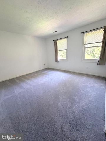 6001 RIVER FOREST DR, Manassas, VA 20112