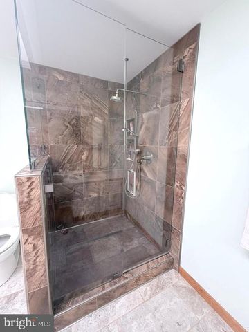 6001 RIVER FOREST DR, Manassas, VA 20112