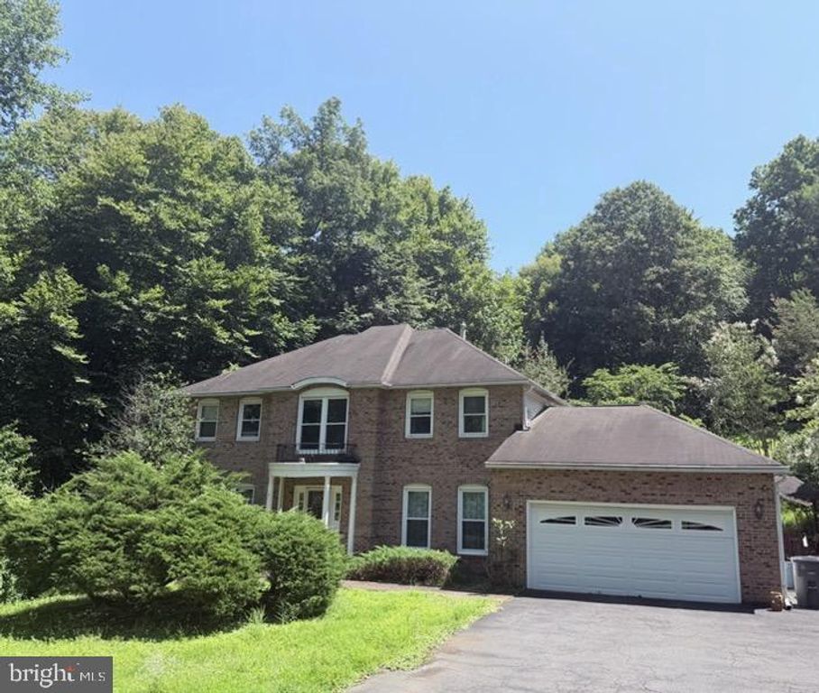 6001 RIVER FOREST DR, Manassas, VA 20112