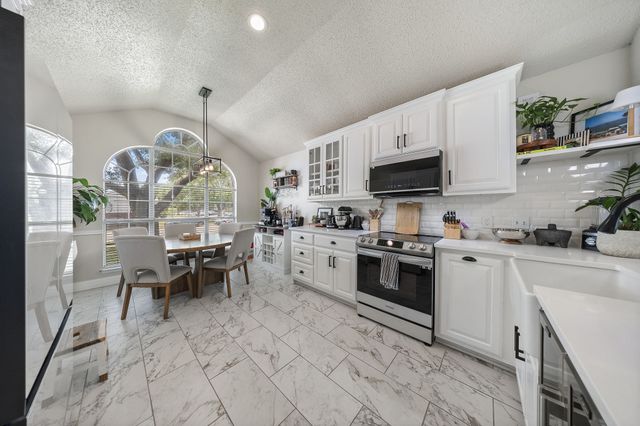 504 Fort Worth Street, Mansfield, TX 76063