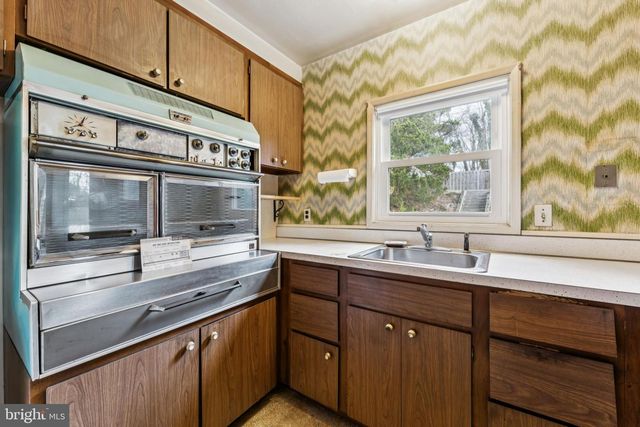 3287 SUDLERSVILLE S, Laurel, MD 20724