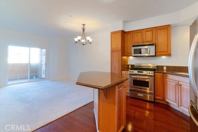 21345 Hawthorne 217, Torrance, CA 90503