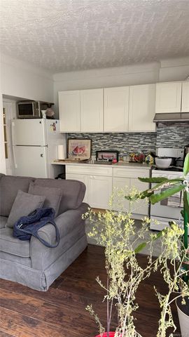 88-10 78th Street, Woodhaven, NY 11421