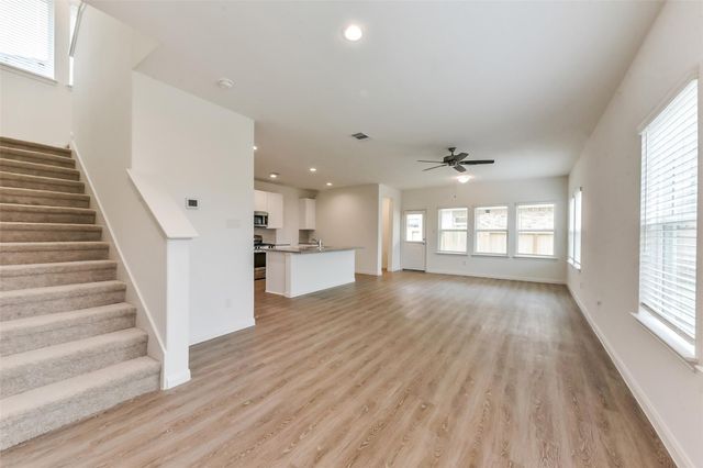 3906 Sugardale Street, Baytown, TX 77521