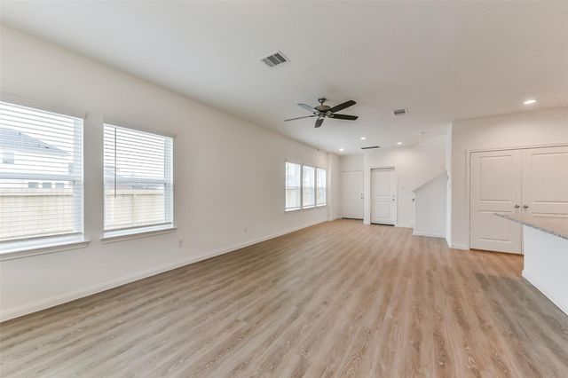 3906 Sugardale Street, Baytown, TX 77521