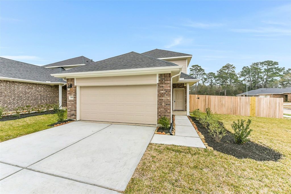 3906 Sugardale Street, Baytown, TX 77521