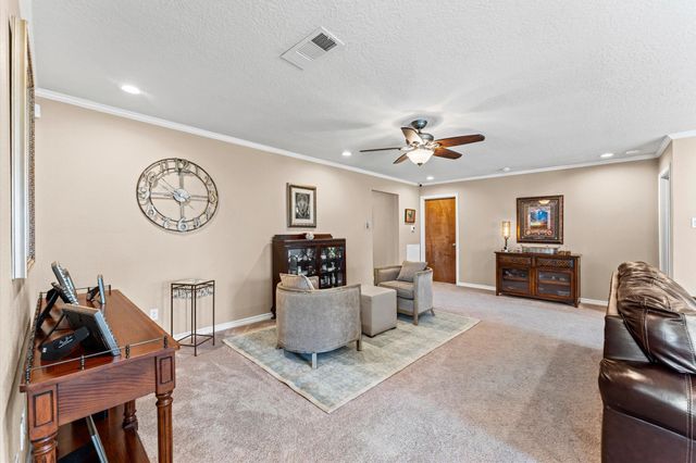 2525 32nd Avenue N, Texas City, TX 77590