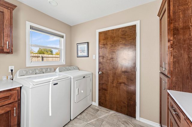 2525 32nd Avenue N, Texas City, TX 77590