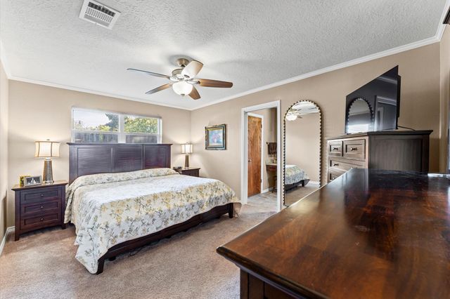 2525 32nd Avenue N, Texas City, TX 77590