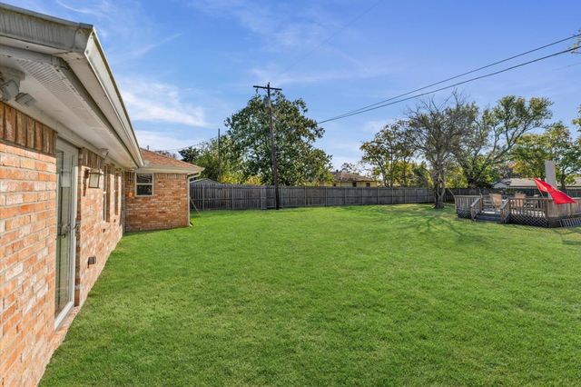 2525 32nd Avenue N, Texas City, TX 77590